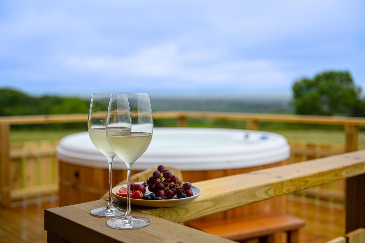 Luxury Log Cabin With A Hot Tub Stone  Εξωτερικό φωτογραφία